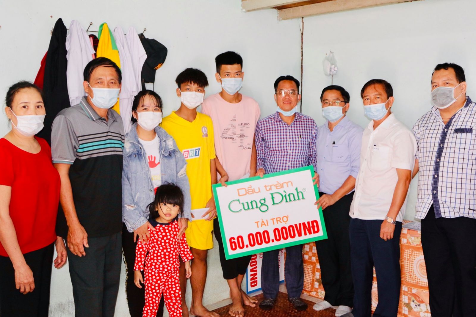 HA.GL: Dầu tràm Cung Đình tiếp sức cho ''viên ngọc thô'' cao 1m86